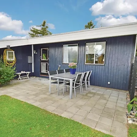 3 Bedroom Nice In Nakskov * Knubbeløkke
